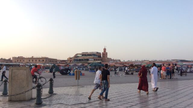 ジャマエルフナ ジャマエルフナ