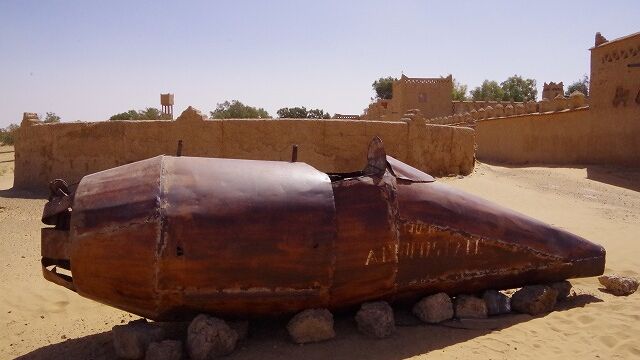 映画「星の王子様」で使われた飛行機 映画で使われた星の王子様の飛行機